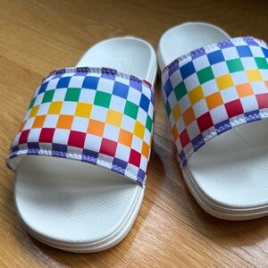 Checkered slides